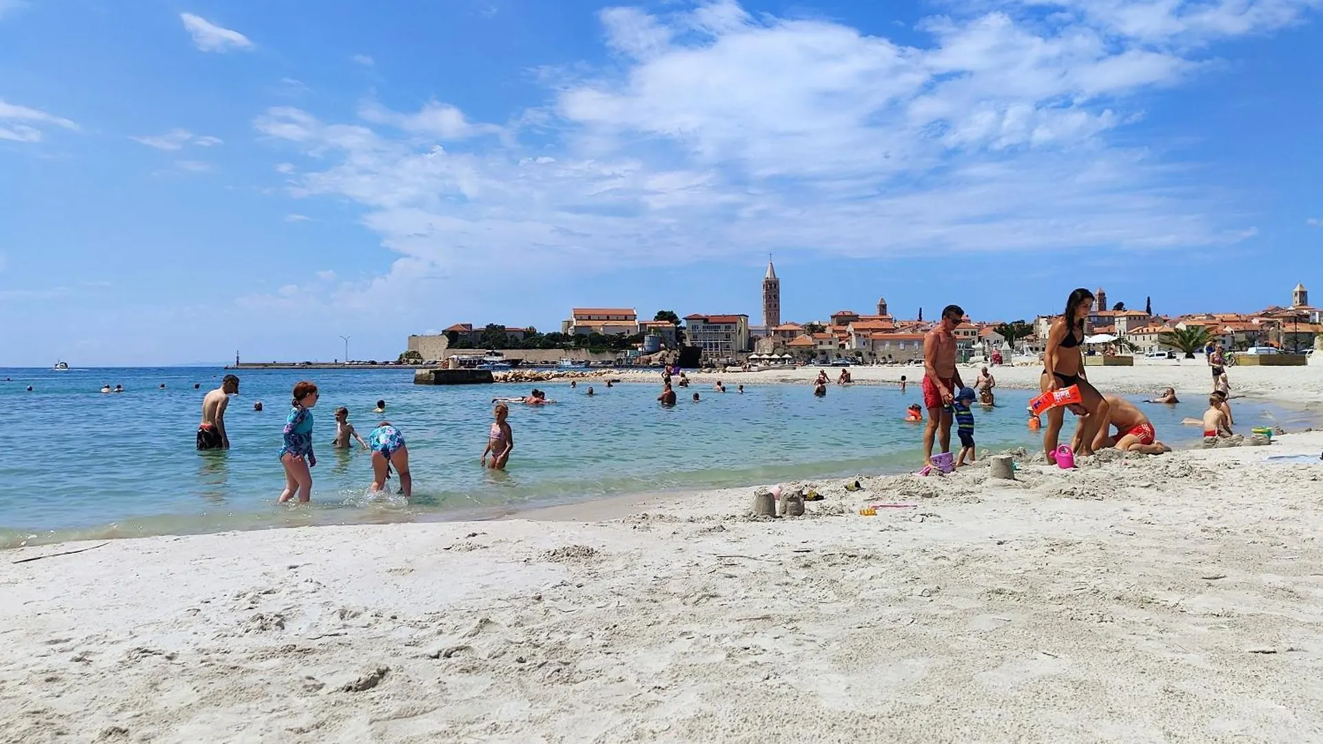 Apartments With A Parking Space Banjol, Rab - 5041 Croatie